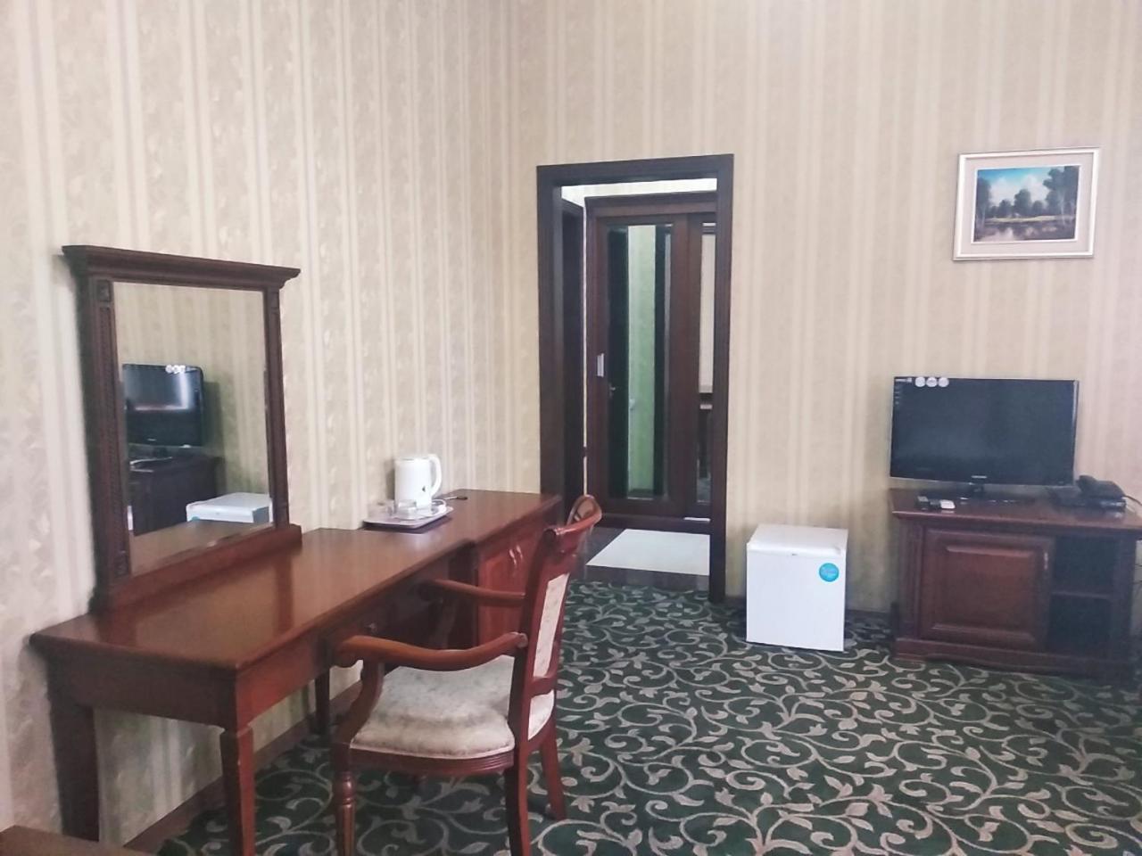 Western Suites Hotel Tasken Kültér fotó